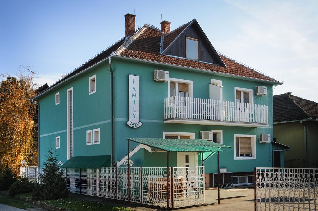 Guest House Family Kanjiža Exterior foto